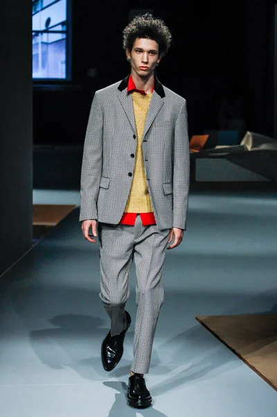 Look 5